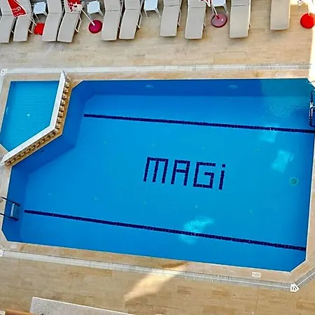 Aparthotel Magi 4*