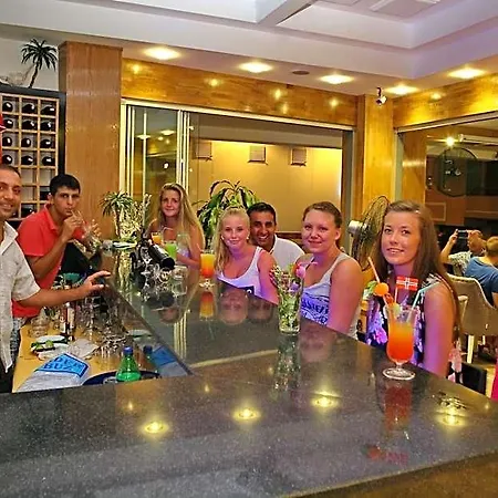 Magi Aparthotel