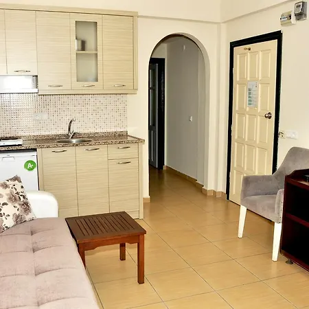 Aparthotel Magi