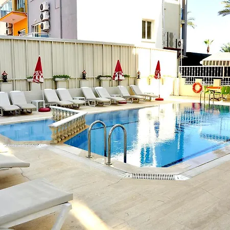 Aparthotel Magi 2*
